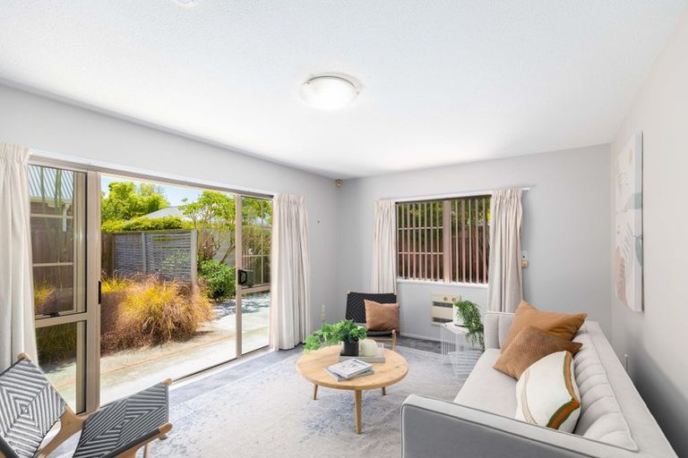 Photo of property in 2/196 England Street, Linwood, Christchurch, 8011