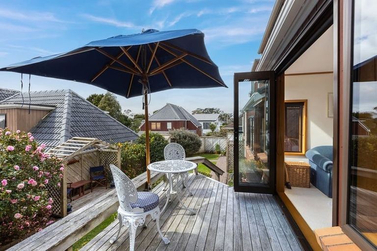 Photo of property in 10/16 Mahara Avenue, Birkenhead, Auckland, 0626