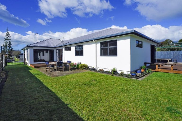 Photo of property in 32 Ronald Court, Pukete, Hamilton, 3200