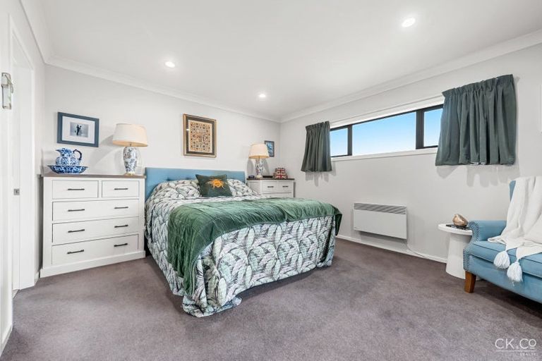 Photo of property in 53 Riverstone Drive, Riverstone Terraces, Upper Hutt, 5018
