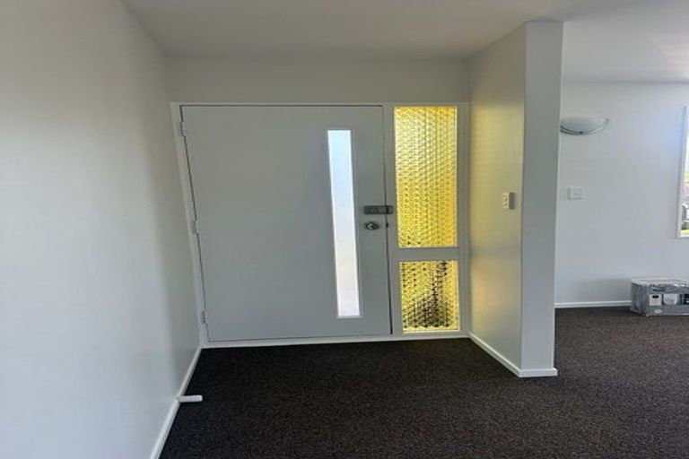 Photo of property in 5 Ilam Grove, Kelson, Lower Hutt, 5010