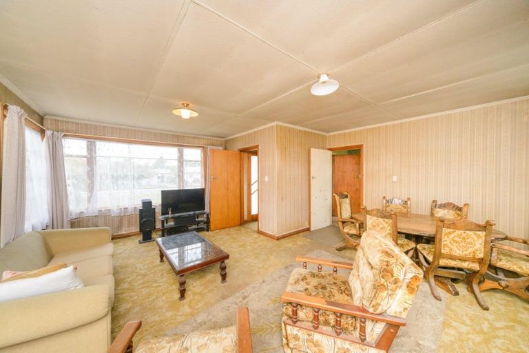 Photo of property in 214 Botanical Road, Takaro, Palmerston North, 4412