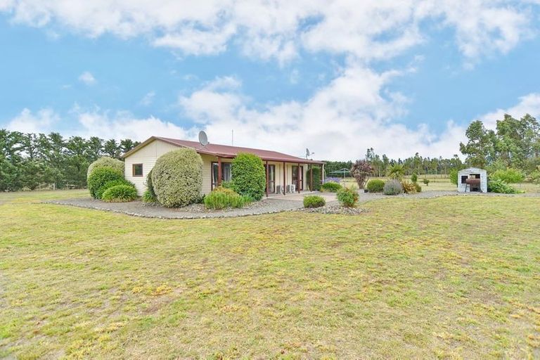 Photo of property in 249 Stanton Road, Amberley, 7482