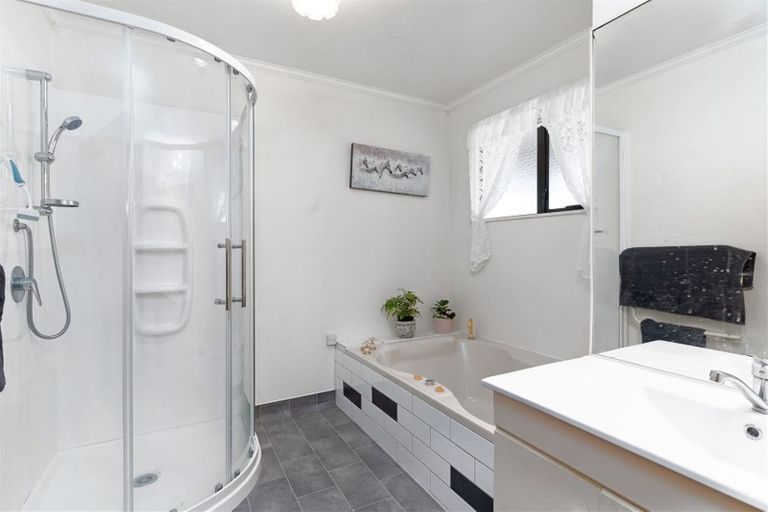 Photo of property in 365 Bluff Rangitumau Road, Rangitumau, Masterton, 5871