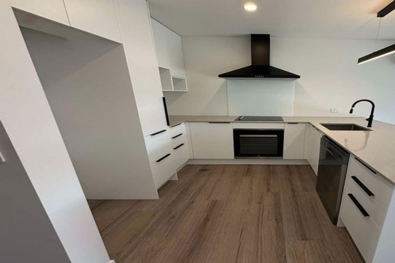 Photo of property in 36a Oxford Crescent, Ebdentown, Upper Hutt, 5018