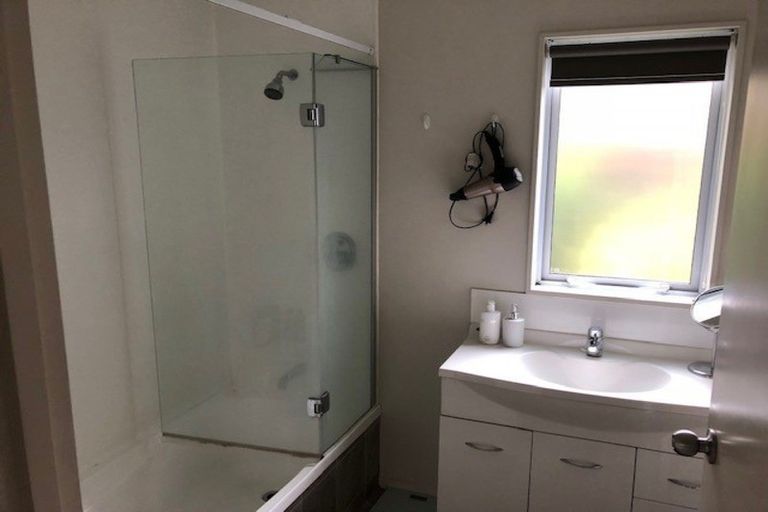 Photo of property in 4 Cullen Court, Palmerston North, 4410