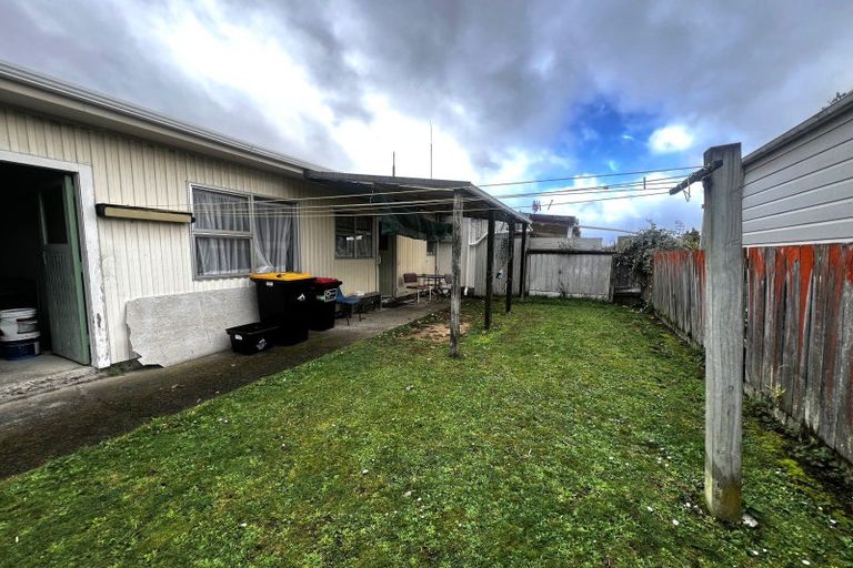 Photo of property in 2/222 High Street, Dannevirke, 4930