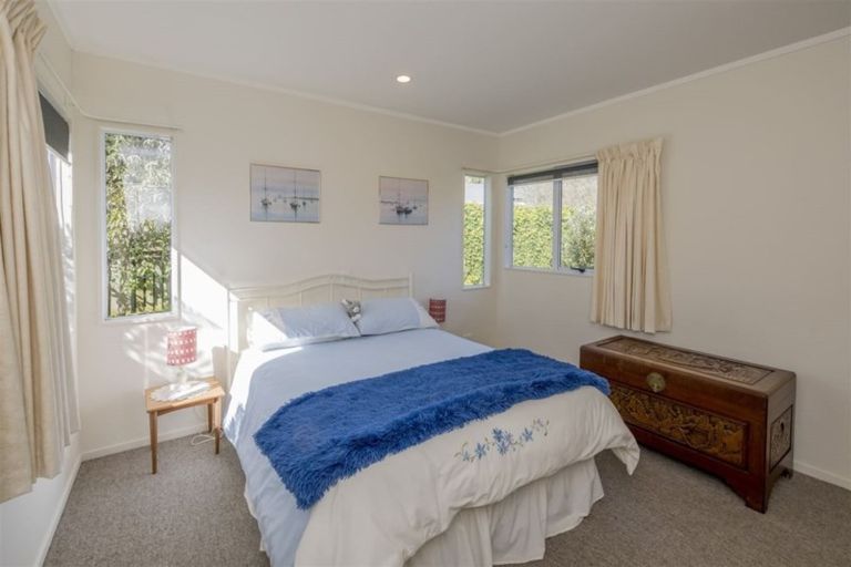 Photo of property in 170 Tiro Tiro Road, Levin, 5510