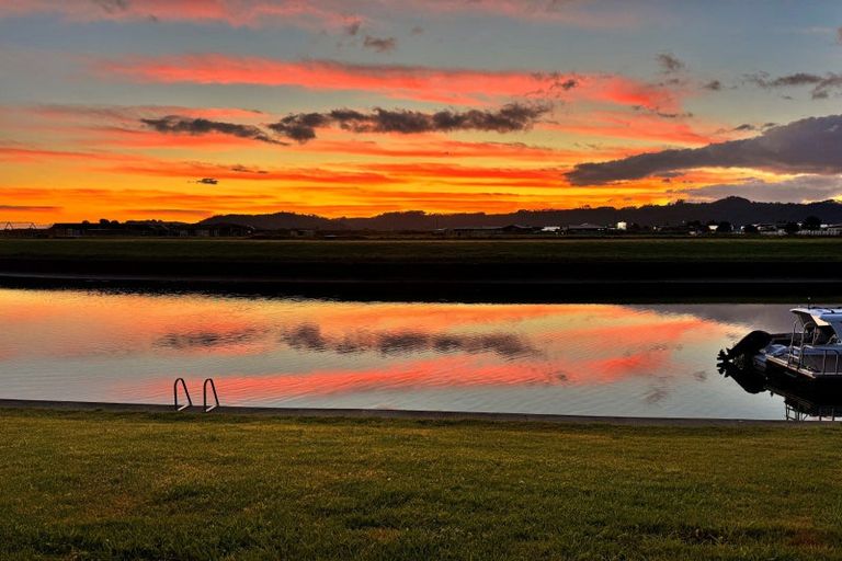 Photo of property in 20 Ngaroma Crescent, Whitianga, 3510