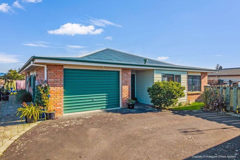 Photo of property in 2/56 Young Street, Te Awamutu, 3800