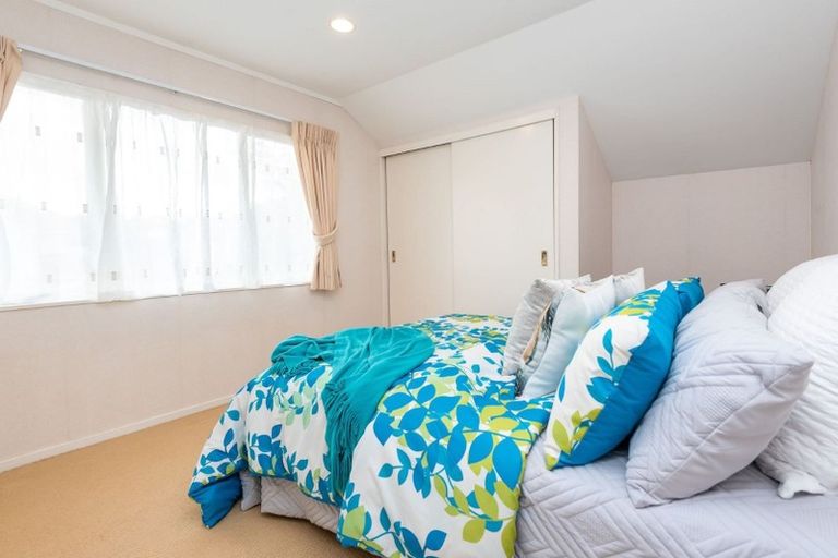 Photo of property in 2/16c Edendale Road, Somerville, Auckland, 2014