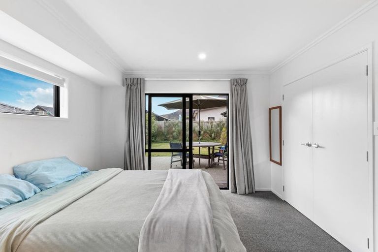 Photo of property in 12 Shepherd Road, Jacks Point, Queenstown, 9371