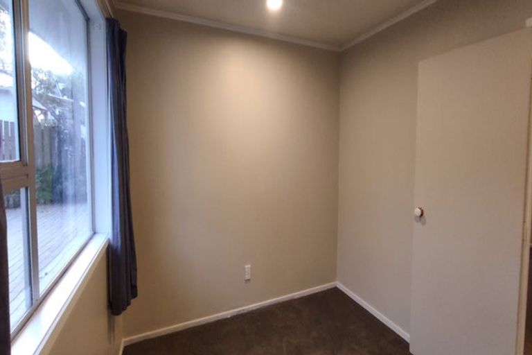 Photo of property in 10 Gerontius Glade, Torbay, Auckland, 0630