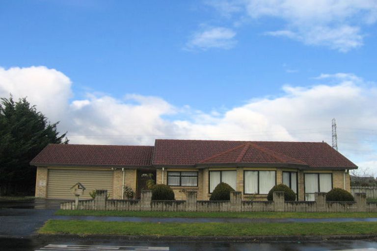 Photo of property in 1 Elderberry Road, Burswood, Auckland, 2013