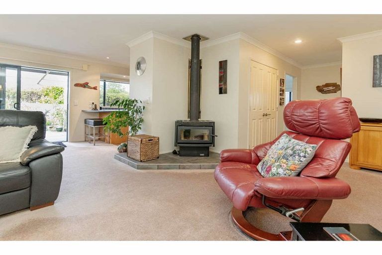 Photo of property in 17 Charlotte Kemp Drive, Kerikeri, 0230