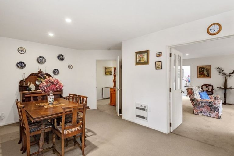 Photo of property in 16a Greers Road, Ilam, Christchurch, 8041