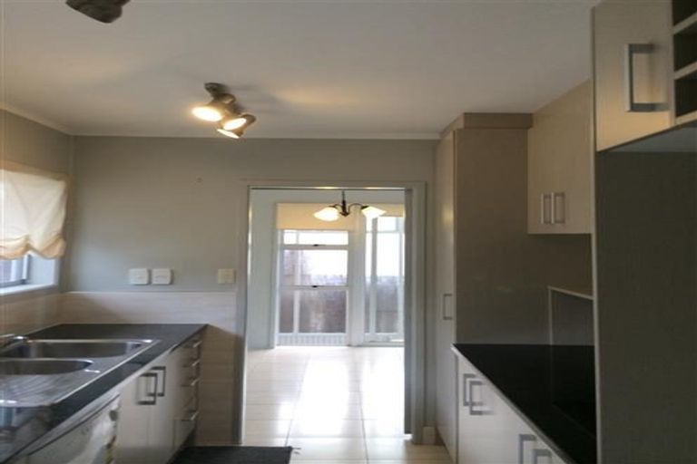 Photo of property in 2 Sherie Place, Howick, Auckland, 2014