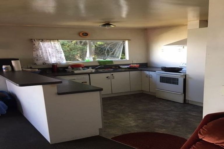 Photo of property in 2/21 Calluna Crescent, Totara Heights, Auckland, 2105