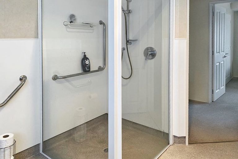 Photo of property in 8 Noone Close, Onerahi, Whangarei, 0110