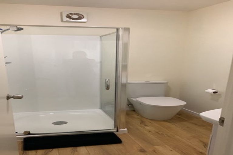 Photo of property in 14 Sackville Street, Fitzroy, New Plymouth, 4312