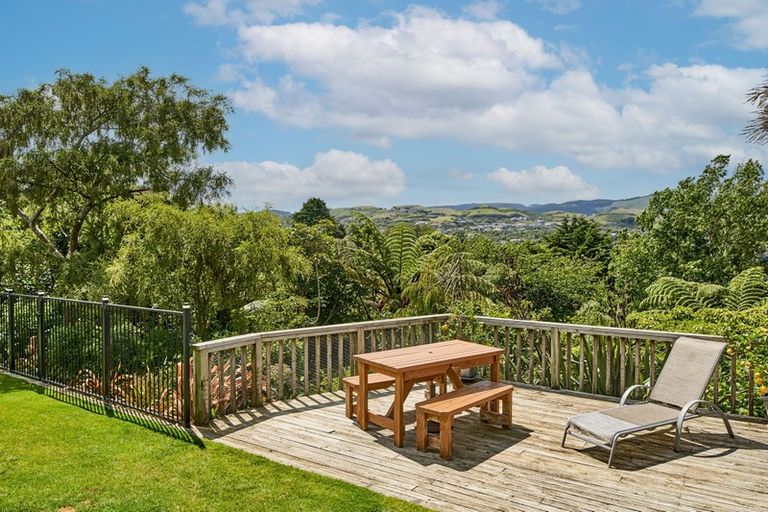 Photo of property in 17 Olivia Crescent, Tawa, Wellington, 5028