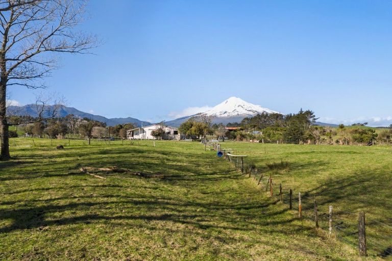 Photo of property in 194 Upper Newall Road, Newall, Warea, 4381