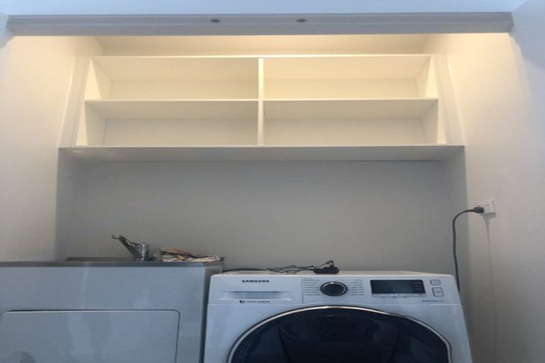 Photo of property in 22 Ceramic Lane, New Lynn, Auckland, 0600