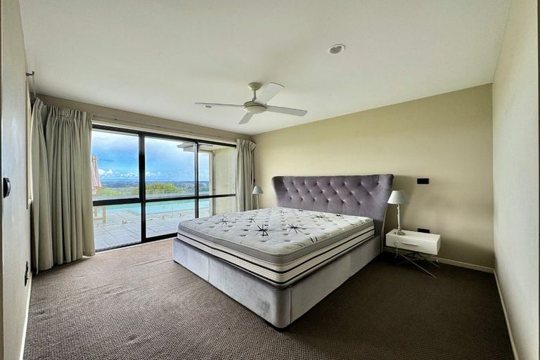 Photo of property in 45 Harry Dreadon Road, Opaheke, Papakura, 2584