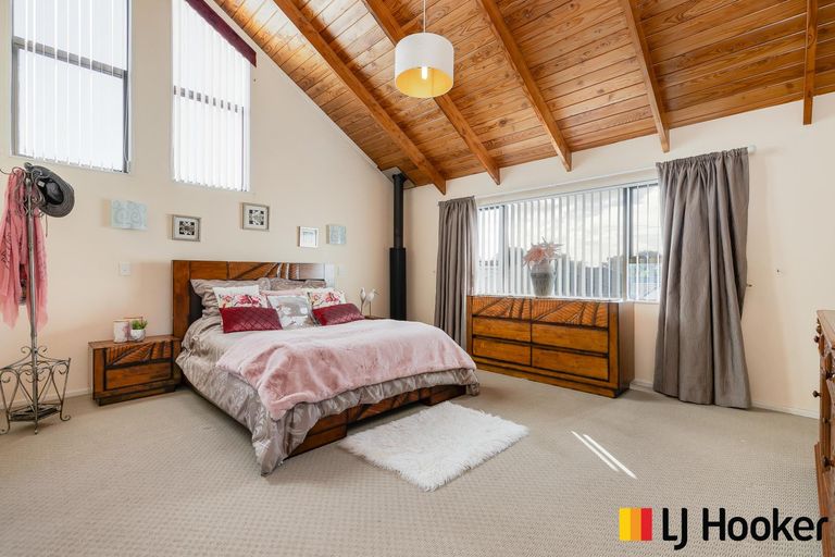 Photo of property in 16 Muirfield Street, Wattle Downs, Auckland, 2103