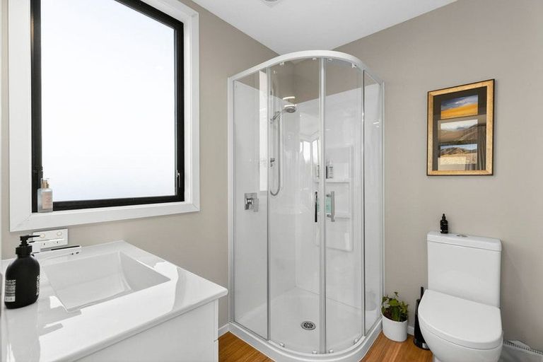 Photo of property in 47 Minaret Ridge, Wanaka, 9305