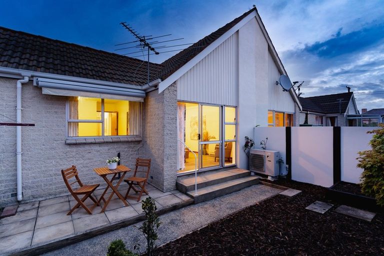 Photo of property in 58i Oxford Street, South Dunedin, Dunedin, 9012