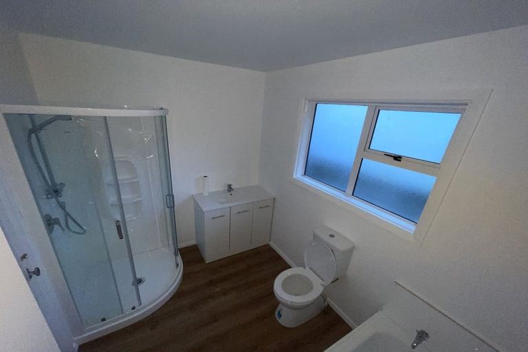 Photo of property in 44 Redwood Avenue, Tawa, Wellington, 5028