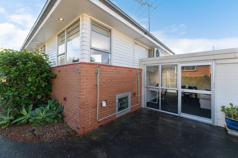 Photo of property in 3/38 Onepoto Road, Hauraki, Auckland, 0622