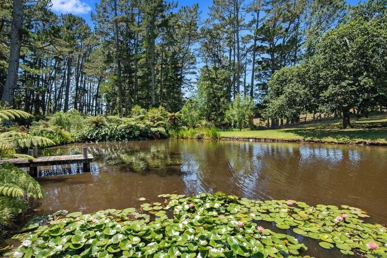 Photo of property in 1a Dysart Lane, Kumeu, 0891