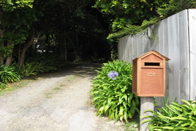 Photo of property in 500 State Highway 1, Waikanae, 5391