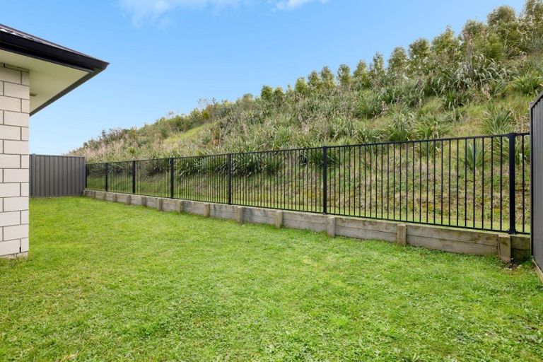 Photo of property in 16 Raby Lane, Pyes Pa, Tauranga, 3112