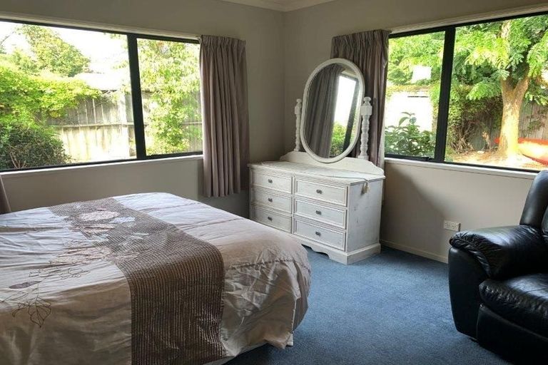 Photo of property in 38 Meadowstone Drive, Wanaka, 9305