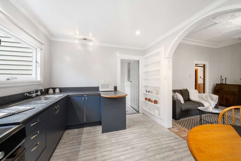 Photo of property in 104 Neidpath Road, Mornington, Dunedin, 9011