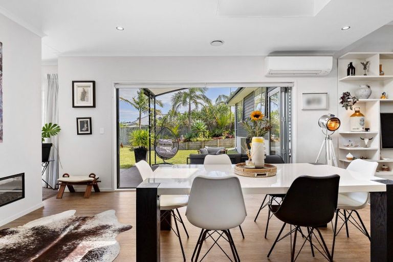 Photo of property in 1154a East Coast Road, Redvale, Auckland, 0794