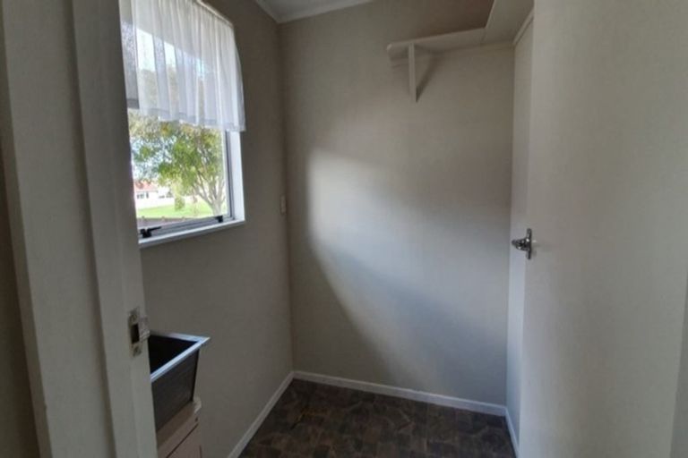 Photo of property in 12 Massey Street, Aramoho, Whanganui, 4500