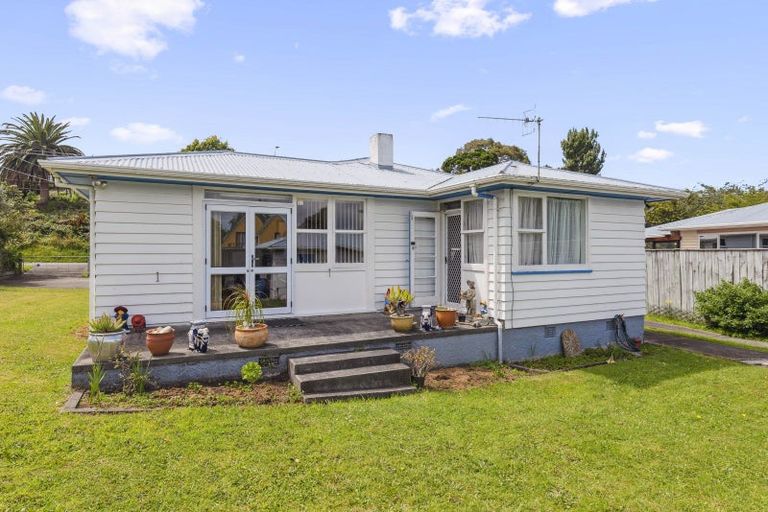Photo of property in 233 Matai Road, Raumati Beach, Paraparaumu, 5032