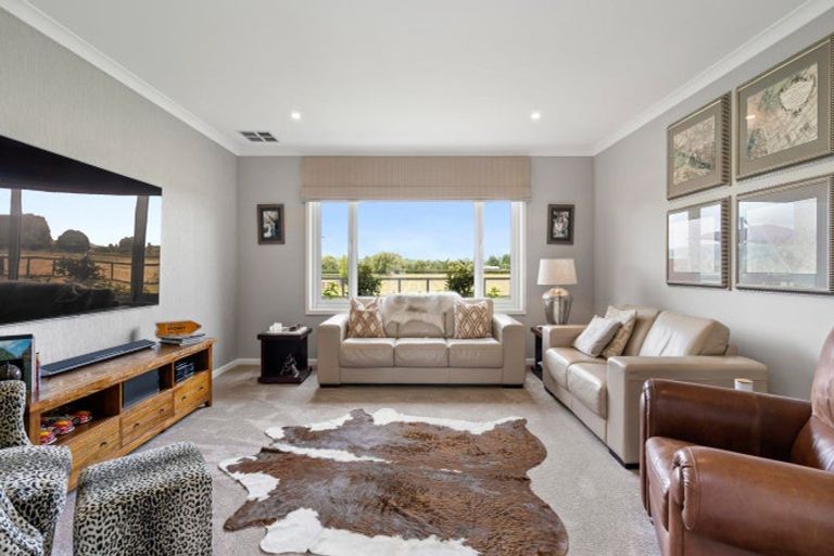 Photo of property in 44 Seachange Drive, Leamington, Cambridge, 3432