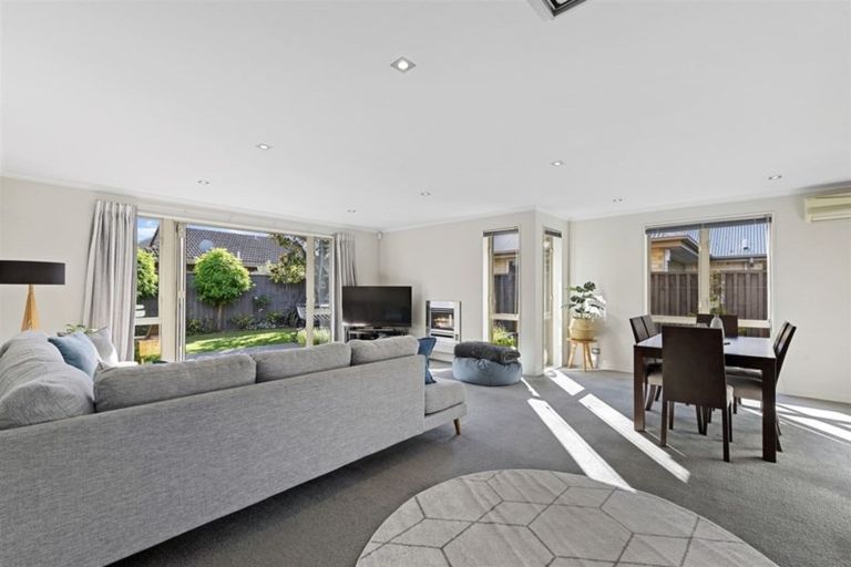 Photo of property in 11 Tainui Street, Somerfield, Christchurch, 8024