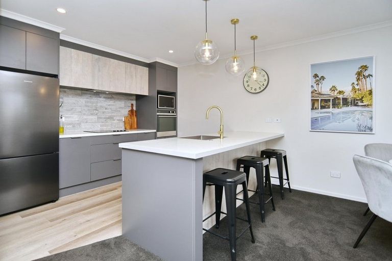 Photo of property in 15 Holmes Hanover Lane, Halswell, Christchurch, 8025