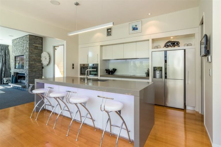 Photo of property in 8 Royds Street, Fendalton, Christchurch, 8014