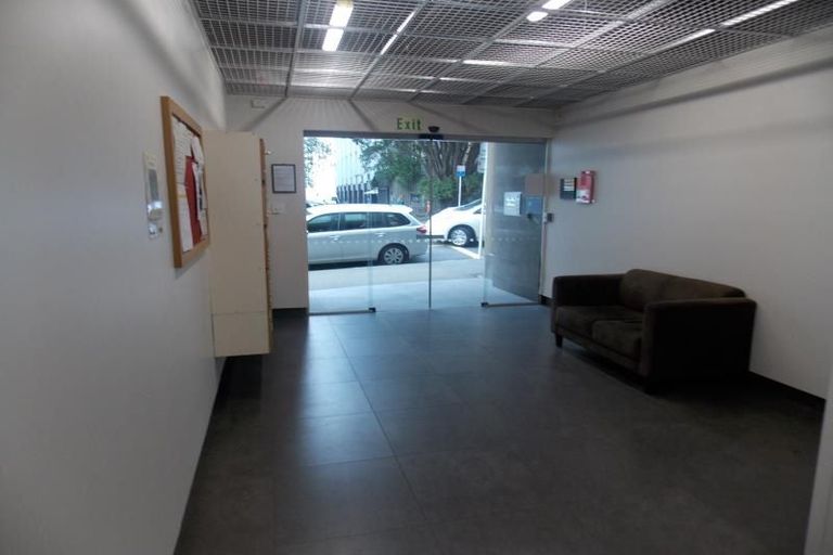 Photo of property in Hume House, 10/152 The Terrace, Wellington Central, Wellington, 6011