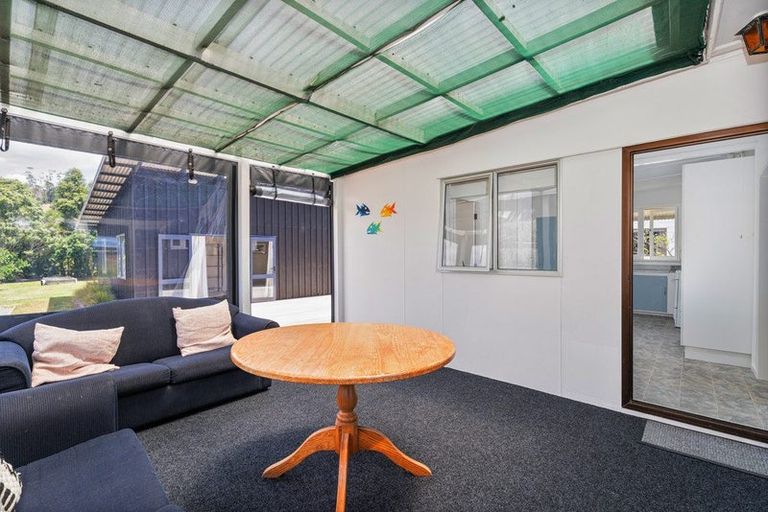 Photo of property in 24 Captain Cook Road, Cooks Beach, Whitianga, 3591