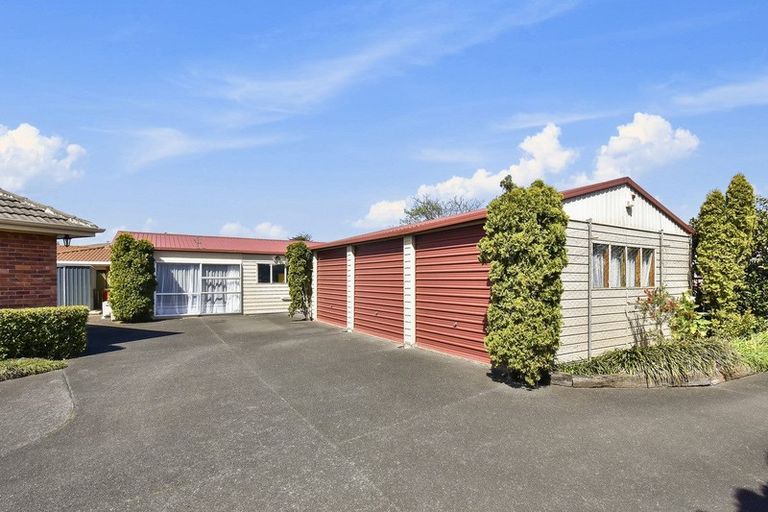 Photo of property in 13 Omana Road, Papatoetoe, Auckland, 2025
