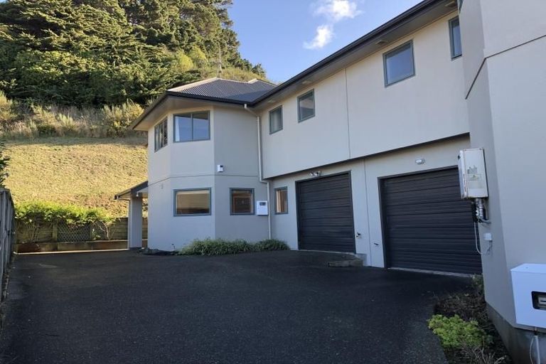 Photo of property in 12a Chippenham Grove, Churton Park, Wellington, 6037