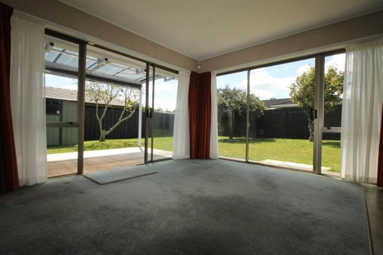 Photo of property in 34 Butley Drive, Farm Cove, Auckland, 2012